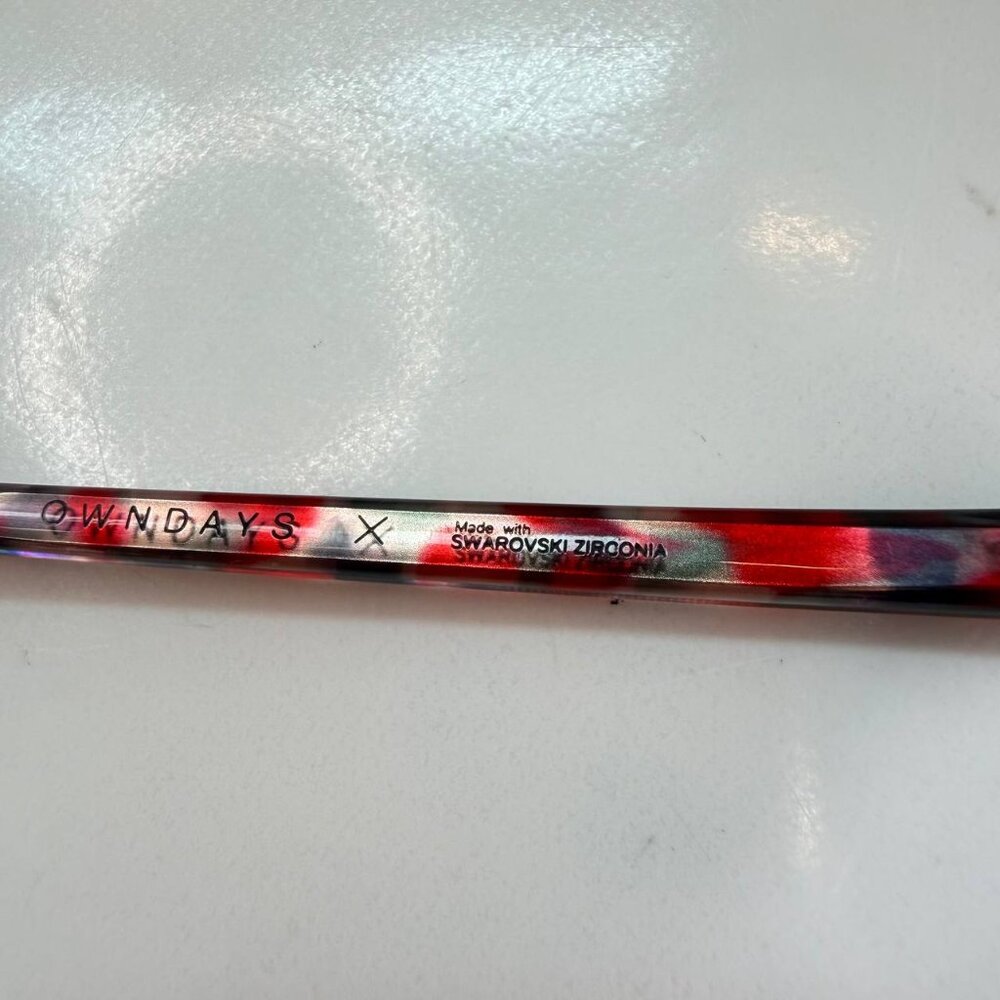 OWNDAYS х Swarovski Designer Eyeglasses - Hard Case Included - Picture 11 of 14